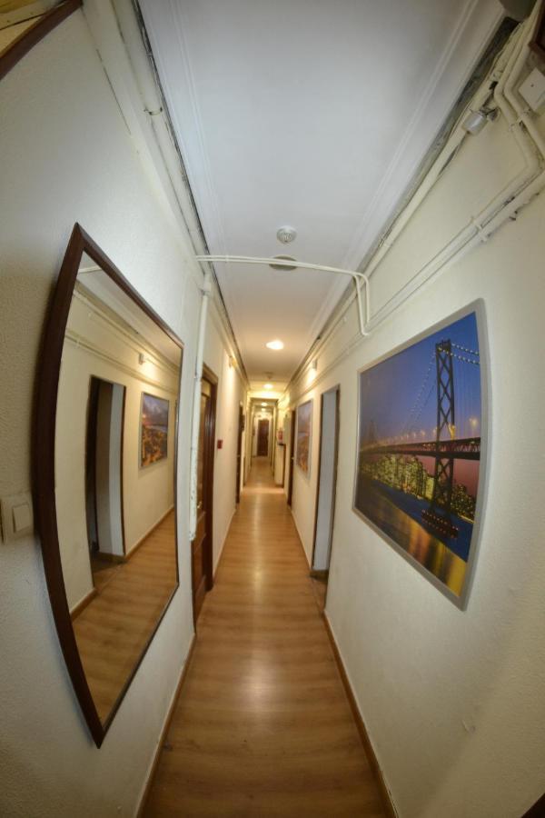 Rosales Residences Madrid Extérieur photo